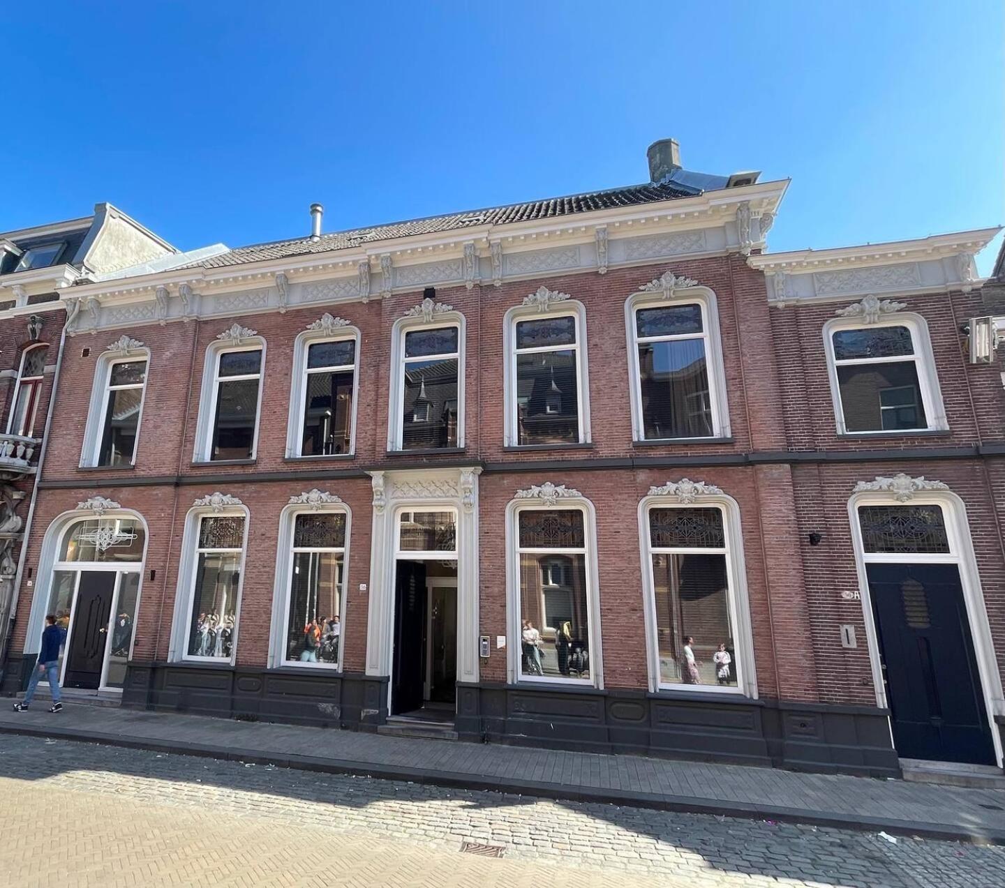 Stadsvilla Luxurious 3 room loft met airco Willem 2 Tilbourg Extérieur photo